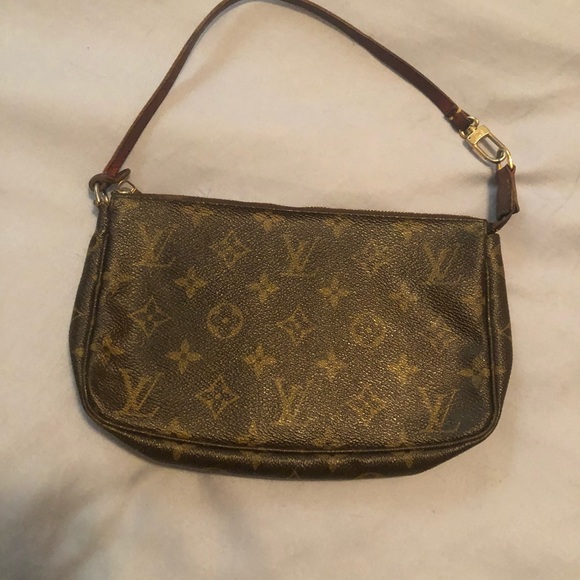 Vintage authentic Louis Vuitton pouchette - Picture 2 of 3